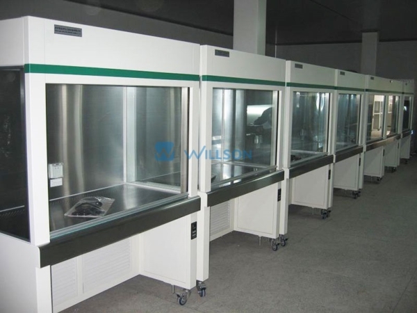 A-Row-of-Vertical-Laminar-Flow-Clean-Benches-in-Lab