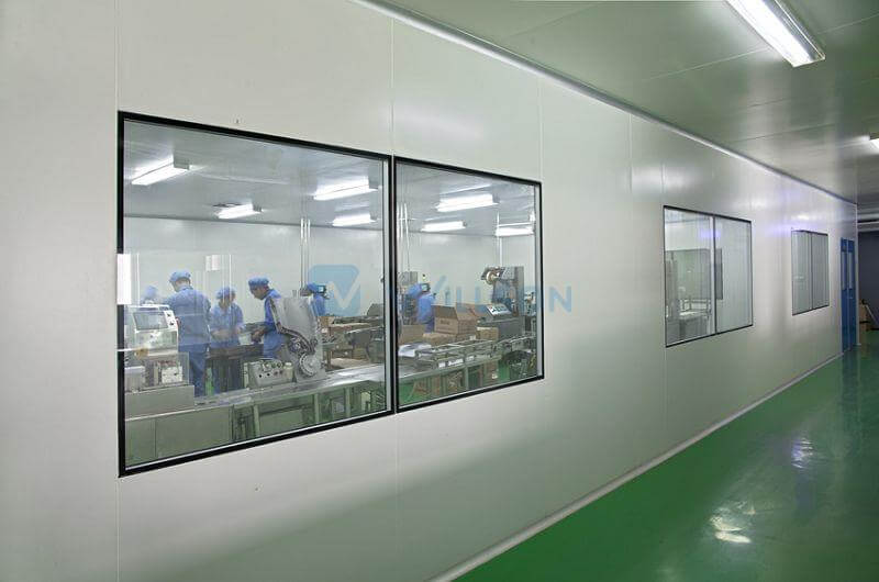 Cleanroom Windows for Handmade Sandwich Panel